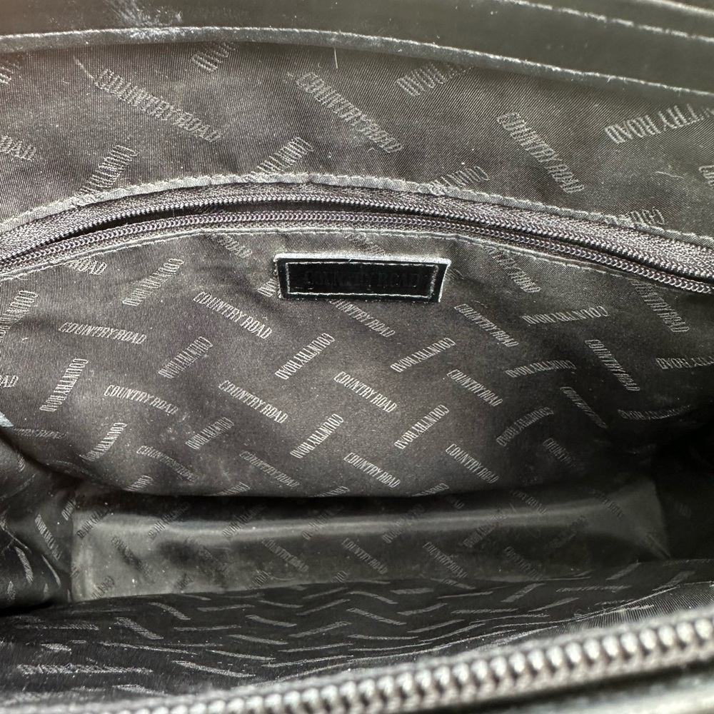 Country Road Black Leather Shoulder Bag - Picture 7 of 9